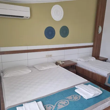 Hotel Luca Side